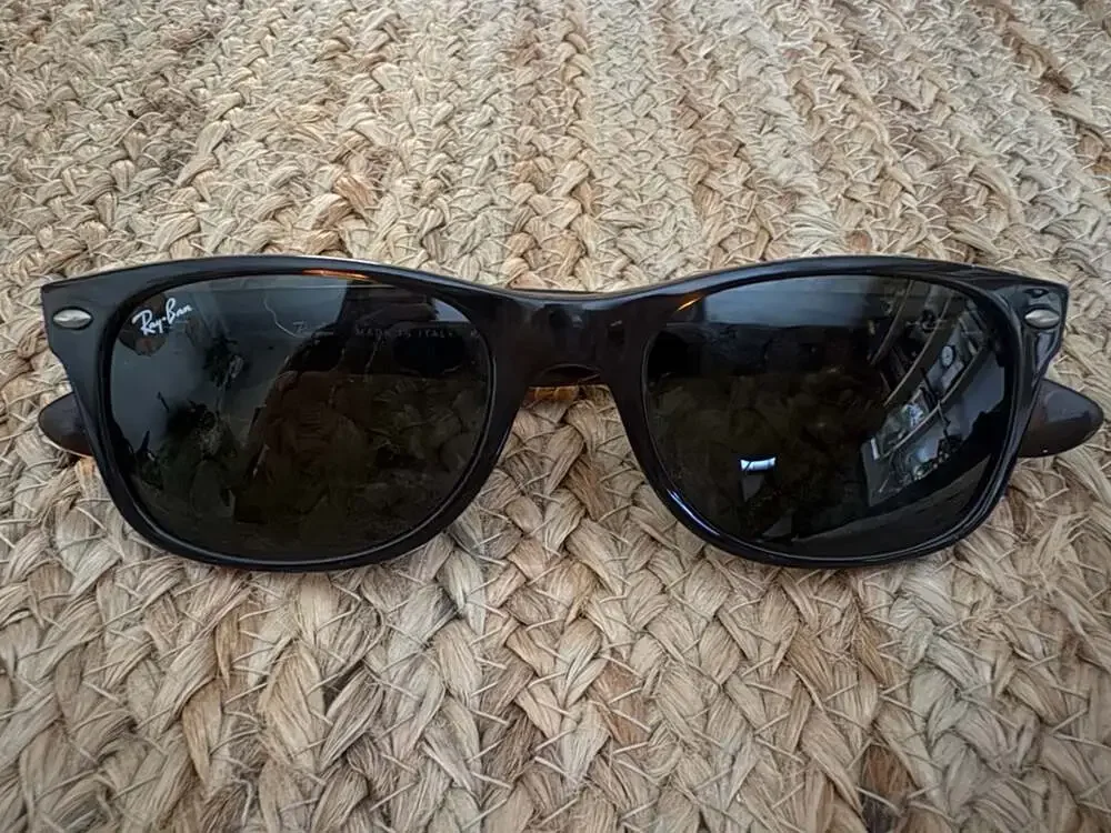 Ray-Ban RB2132 New Wayfarer Sunglasses in Tortoise Shell, 52-18